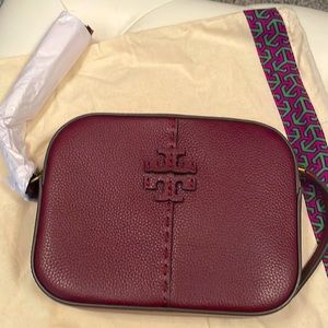 NWT Tory Burch McGraw Camera Bag-Burgandy